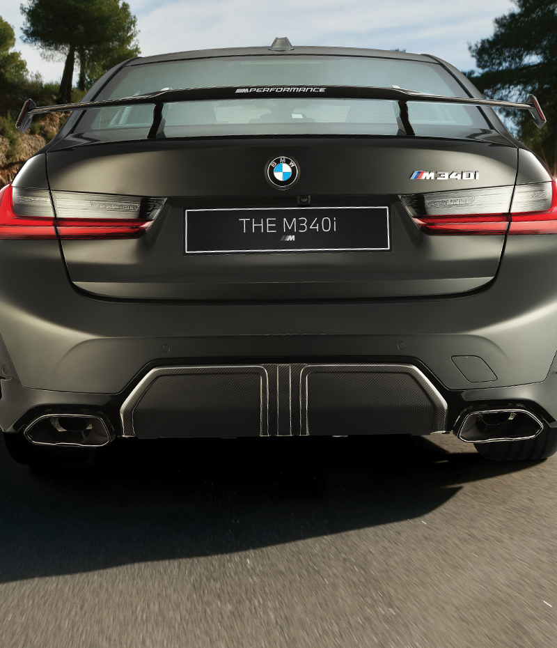 REAR DIFFUSER IN CARBON FIBRE. 